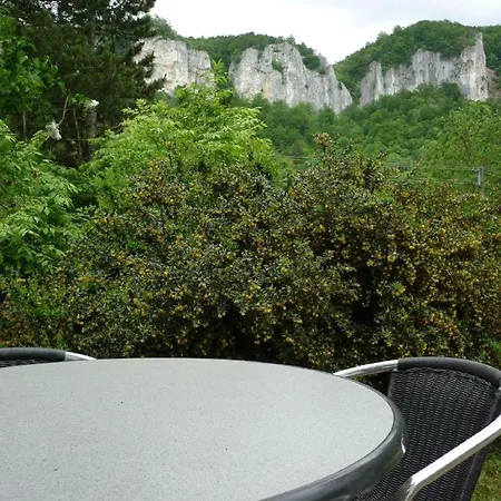 شقة Idyllische Ferienwohnung Mit Panoramablick بيورون